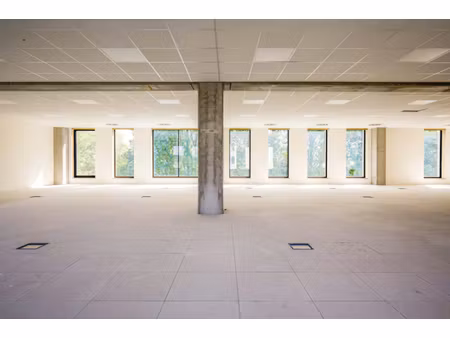 commercieel te huur in roeselare