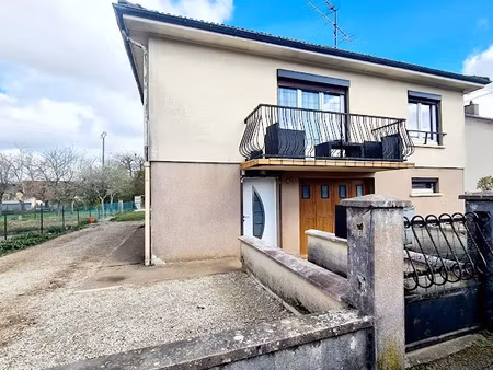 vente maison 4 pièces 92.3 m² à biesles (52340)  145 000 €