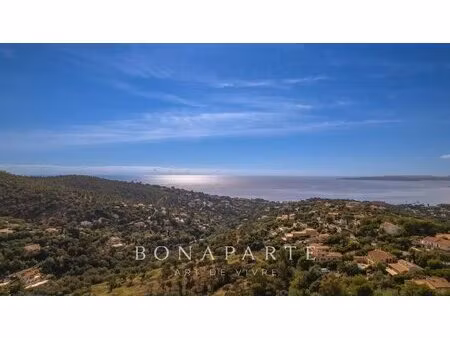 les issambres - terrain de 1920 m² viabilise – vue mer