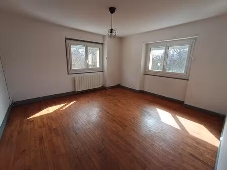 location appartement 2 pièces 46m² ville en sallaz 74250