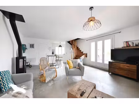 vente maison 3 pièces 81 m² à la rochefoucauld (16110)  149 900 €