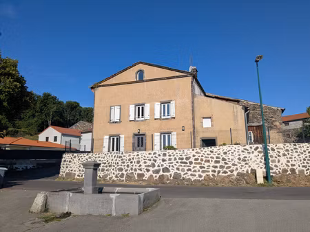location maison 5 pièces 110m² orcines 63870