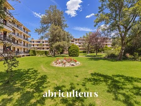 appartement 3 pièces - 94 m² avec large balcon -le chambord - la torse  aix-en-provence