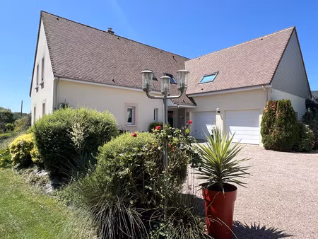 maison t7 de 224m2 - terrain 3166m2