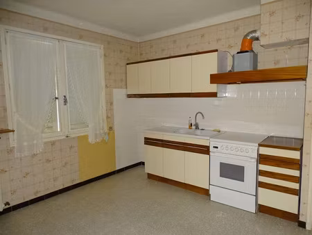 vente maison 4 pièces 81.69 m² à peyruis (04310)  185 000 €