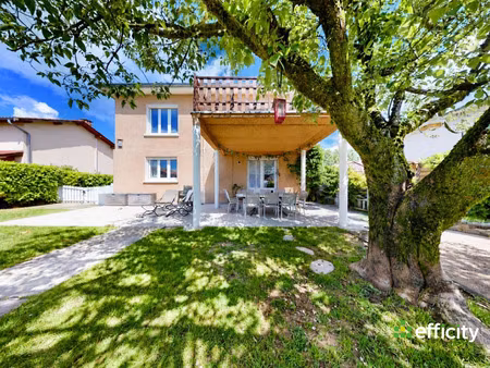 maison 6 pièces - 172 m²
