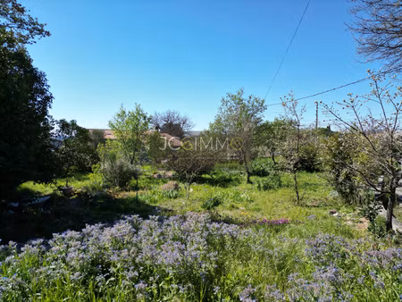 achat terrain 855m² puget ville 83390