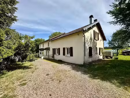 vente maison 8 pièces 247 m² à lure (70200)  169 000 €