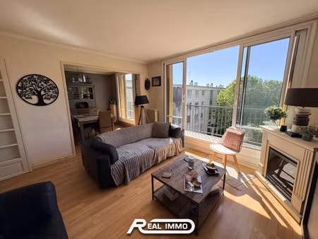 vente appartement 5 pièces 82 m² neauphle-le-château (78640)