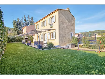 location maison 4 pièces 87 m² à carnoules (83660)