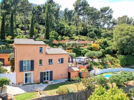 vente appartement 4 pièces 173 m² toulon (83200)