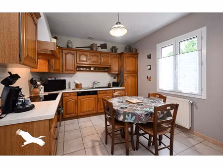 vente maison 5 pièces 122 m² puymoyen (16400)