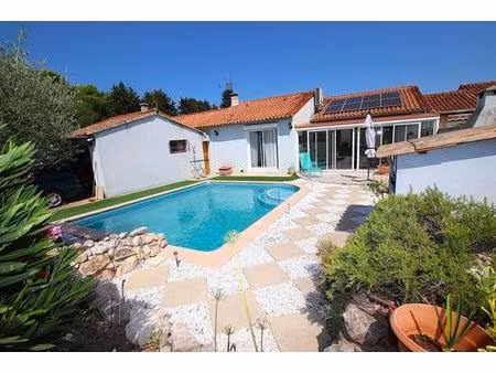 villa de plain-pied rénovée avec piscine de 115 m²  prestations complètes  proche montpell