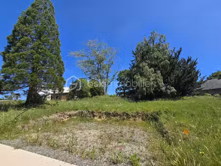 terrain de 825 m² à plechatel