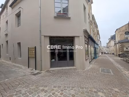 location local commercial 28m²