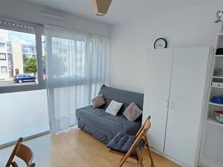 location appartement 1 pièce 14m²