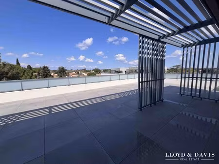 t4 dernier étage terrasse 120m²