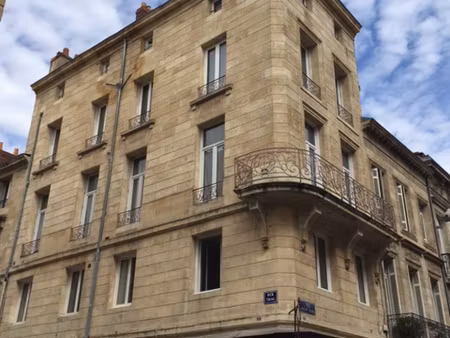 location appartement 2 pièces 55m²