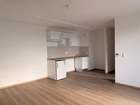 location appartement 2 pièces 46m²
