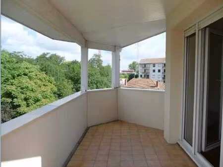 location appartement 3 pièces 66m² merignac 33700