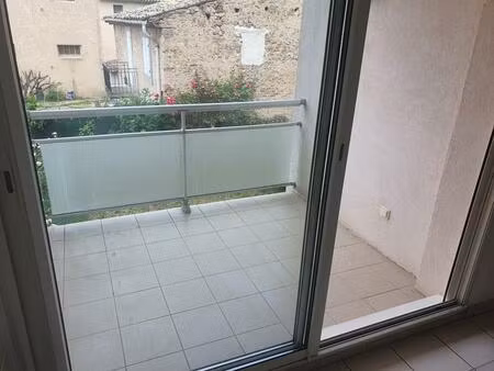 location appartement 2 pièces 42m² st maximin la ste baume 83470