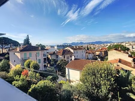 location appartement 2 pièces meublé 42m² cannes 06400
