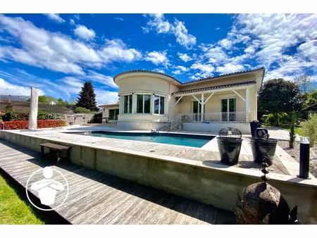 vente maison 5 pièces 143 m2 à casseneuil