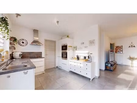 appartement à vendre à rue du centre 65 verviers (vbe25356)