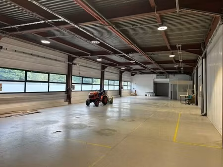 location local d’activités abrest 03200 562m²