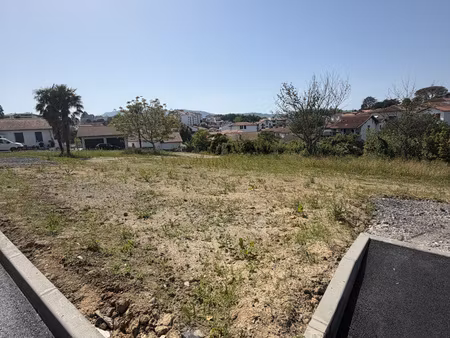 terrain de 729m2 proche baie de txingudi