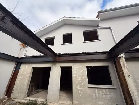 4 pièces 117m2 a vendre - plateau brut - 117m2 avec jardin d