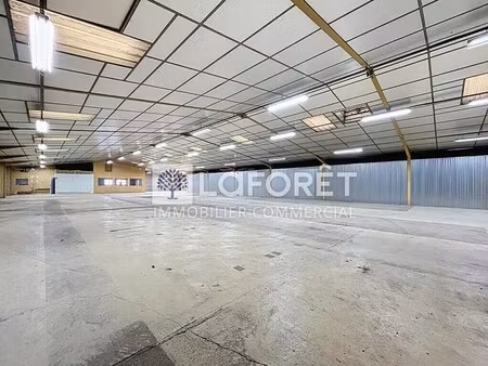 location local d’activités bressuire 79300 857m²