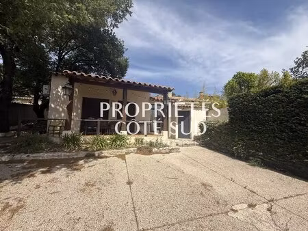 maison 60 m2 sur parcelle 1091 m2