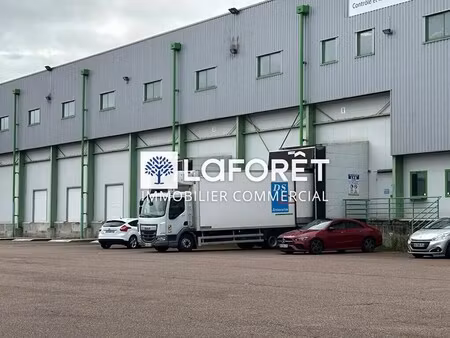 location entrepôt sens 89100 1600m²