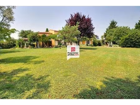 maison 5 chambres 230 m² avec piscine à saint chaptes