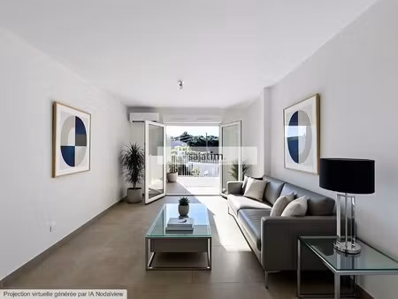 t2 de 41 m² avec terrasse vue collines