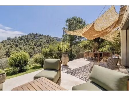 villa contemporaine avec vue