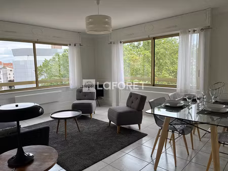 location appartement 3 pièces 73 m² à lyon 3 (69003)
