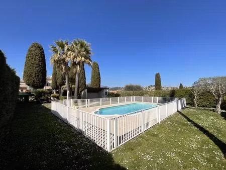 proche promenade riviera vaste 4 pièces résidence piscine
