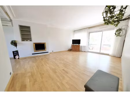 vente appartement 5 pièces 105 m² villeurbanne (69100)