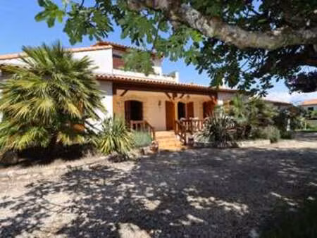 vente maison à meschers-sur-gironde (17132) : à vendre / 161m² meschers-sur-gironde