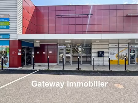 vente entrepôt aubière 63170 353m²