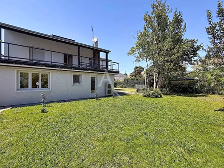 vente maison 11 pièces 171 m² pau (64000)