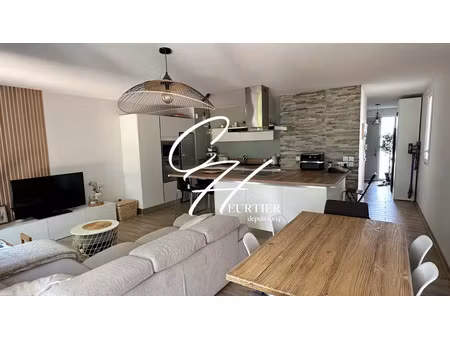 vente maison 5 pièces 100m2 saint-ismier (38330) - 445000 € - surface privée