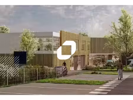 vente local d’activités 738m² à 1143m²