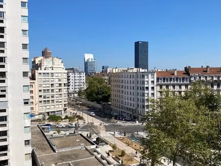 vente appartement lyon 7eme (69007) - - surface privée