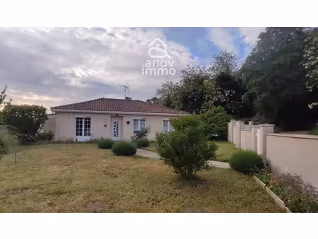 vente maison 9 pièces 192 m² à saint-yrieix-sur-charente (16710)  329 800 €