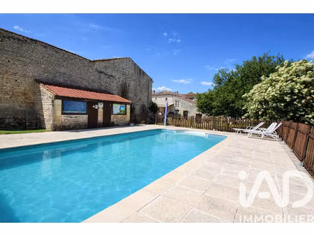 vente maison piscine à saint-fraigne (16140) : à vendre piscine / 226m² saint-fraigne