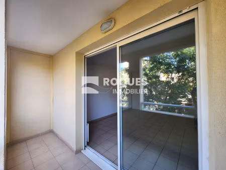 lodève  appartement t2 dans une résidence avec ascenseur !