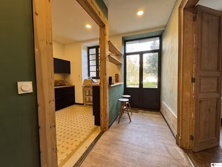 maison de ville - 229.91m ²